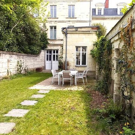 Histoire De Loire La Gabare Hotel Saumur Bagian luar foto