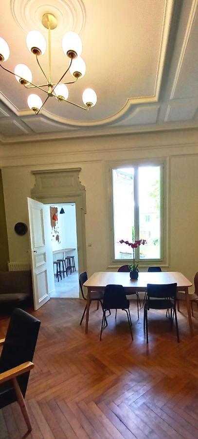 Histoire De Loire La Gabare Hotel Saumur Bagian luar foto